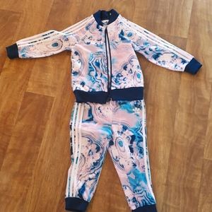 Girls adidas 2 piece set